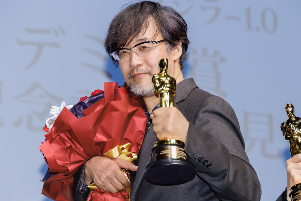 浜辺美波、『ゴジラ-1.0』アカデミー賞受賞を祝福　オスカー像は「思っていたよりすっごく重たい」