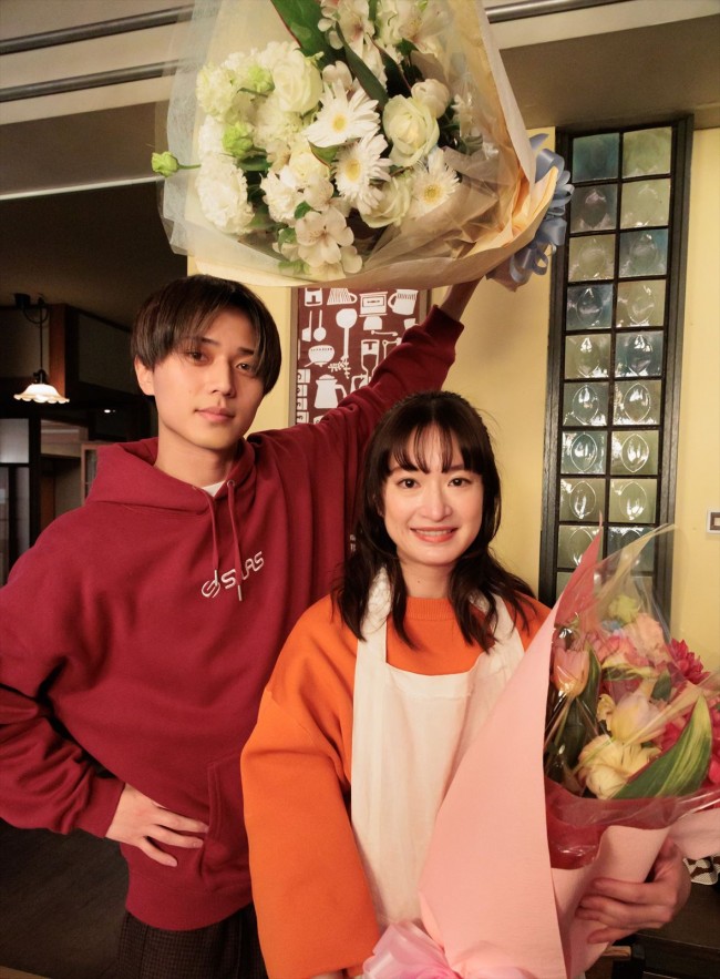 写真）『厨房のありす』門脇麦＆永瀬廉がクランクアップ！ 永瀬が劇中
