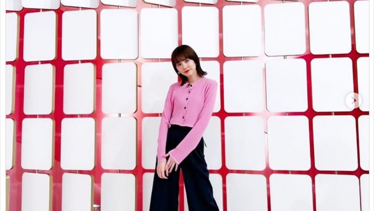 桐谷美玲、桜のように鮮やかなピンク衣装が似合いすぎ「相変わらずお