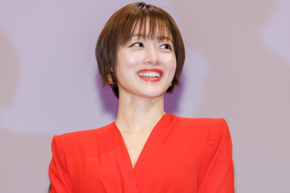石原さとみ、亀梨和也との共通点明かす「美容院が一緒なんです」