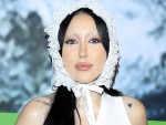 マイリー・サイラス妹、姉の元夫リアム・ヘムズワースの筋肉ショットにいいね！　家族との確執が注目