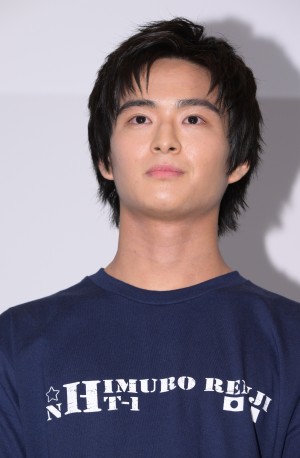 山岡樹、映画『氷室蓮司』完成披露舞台挨拶に登場