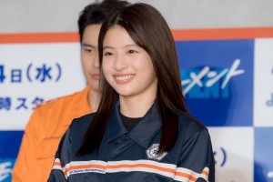 出口夏希、『ブルーモーメント』制作発表に登場