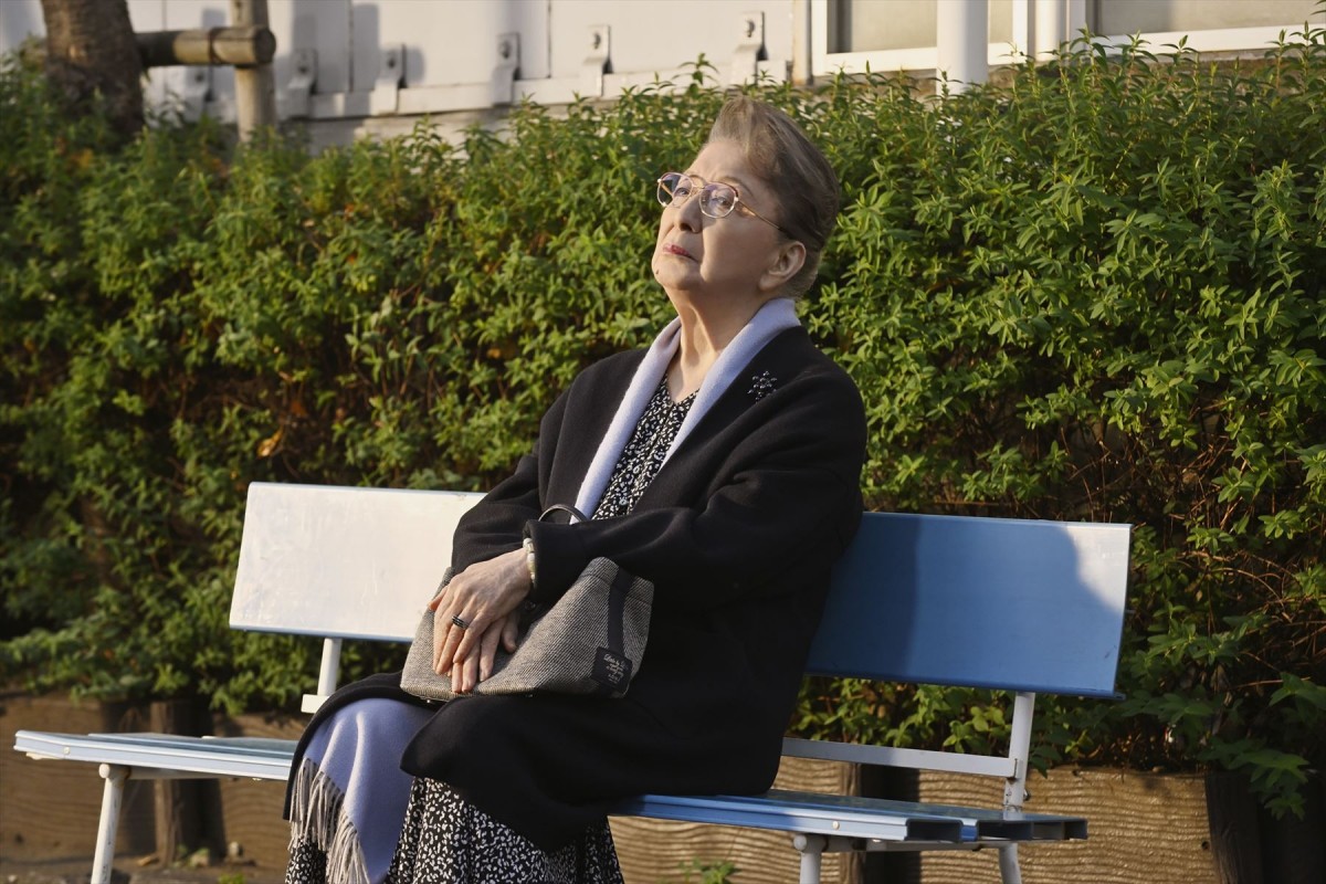 草笛光子＆唐沢寿明がコスプレ披露!?　映画『九十歳。何がめでたい』豪華キャスト勢揃いの場面写真初解禁