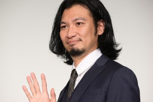 青木崇高、映画『蛇の道』完成披露試写会舞台挨拶に登場