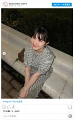 池田レイラ、“公園デート”風ショット ※「池田レイラ（完熟フレッシュ）」インスタグラム