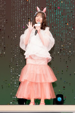 福嶋晴菜、劇場版『ウマ娘 プリティーダービー 新時代の扉』完成披露プレミアに登場