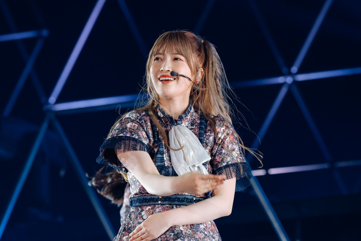 櫻坂46「BACKS LIVE!!」“表題曲なし”の挑戦的セットリスト　12人が熱いパフォーマンス