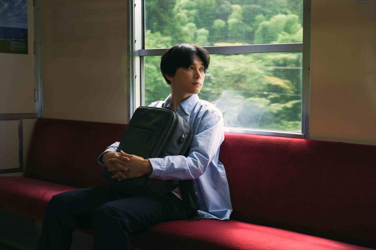 吉沢亮主演『ぼくが生きてる、ふたつの世界』9.20公開へ＆場面写真解禁　上海国際映画祭コンペ出品決定