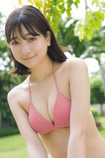 今森茉耶の1st写真集（タイトル未定）より先行カット