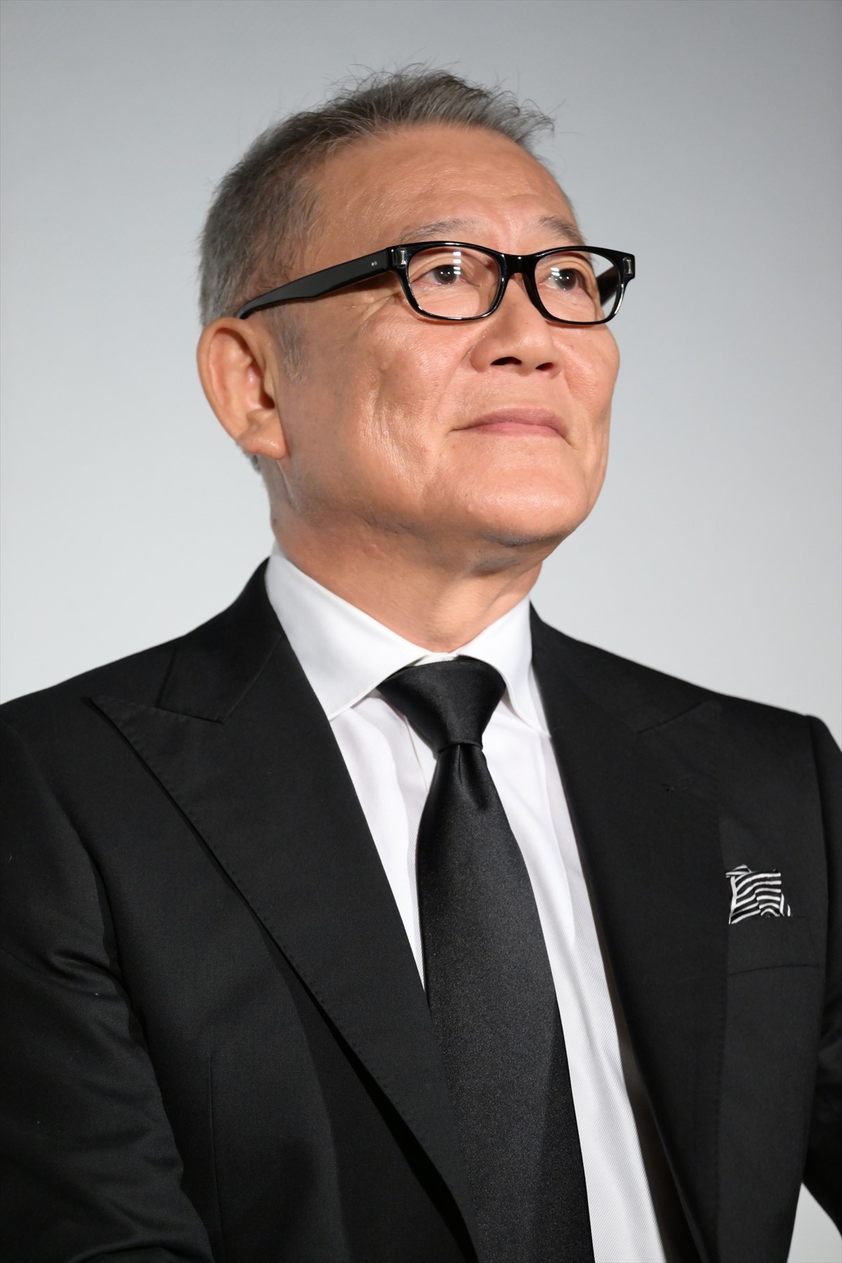 西島秀俊、ハリウッド進出ドラマのお披露目に喜び「本当に幸運」
