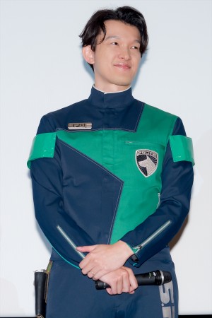 伊藤陽佑、Vシネクスト『特捜戦隊デカレンジャー20th ファイヤーボール・ブースター』初日舞台挨拶に登場