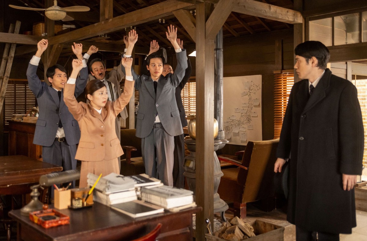 明日の『虎に翼』“寅子”伊藤沙莉、“汐見”平埜生成の自宅で思いがけない人物と再会
