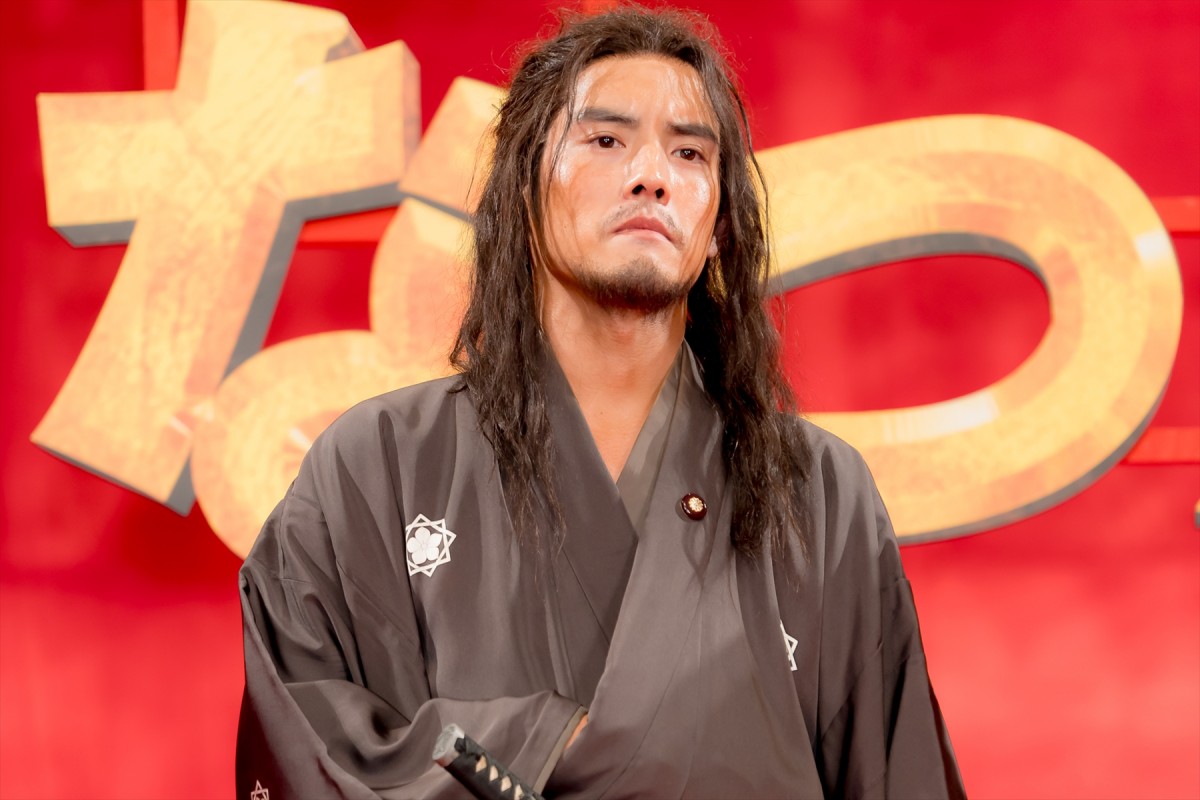 赤楚衛二、坂本龍馬役になりきって挨拶　大変だったことは「土佐弁がちょっと難しかった」
