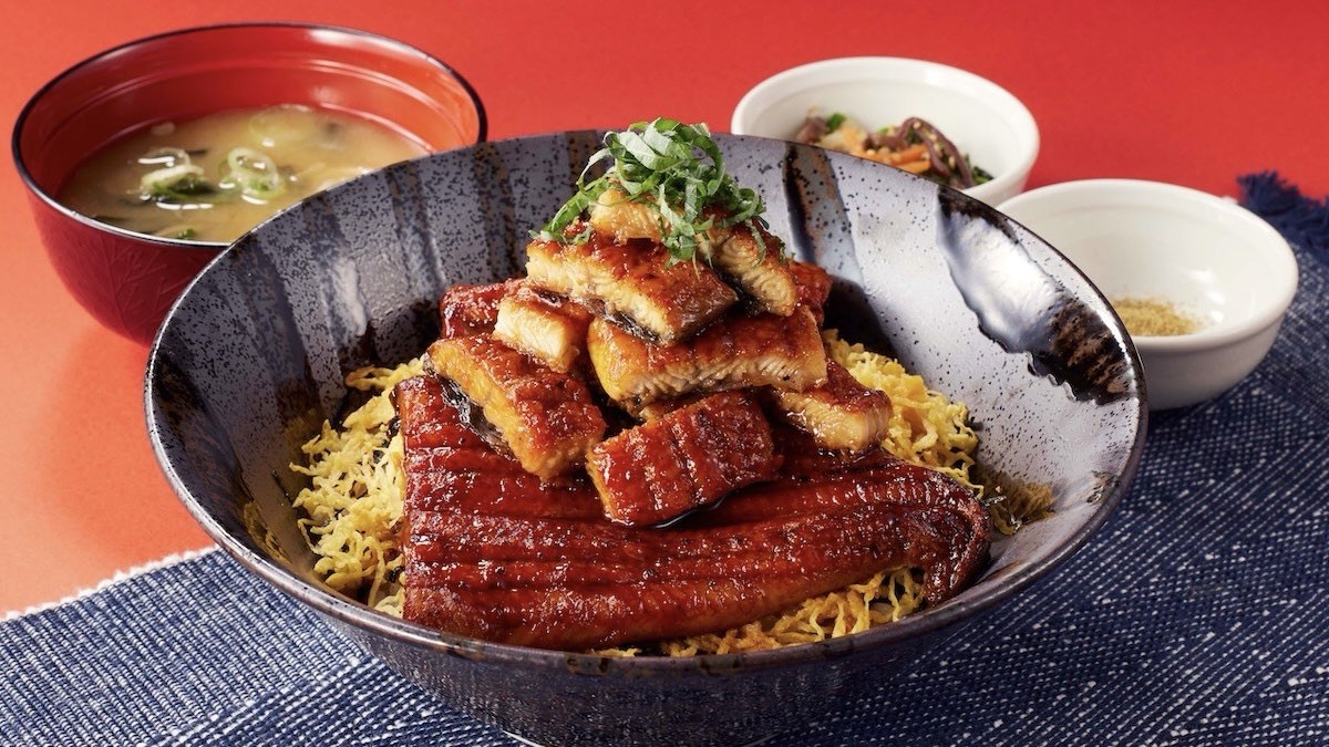 ココス「うなぎフェア」開催！ 1匹分のうなぎを豪快に盛り付けた