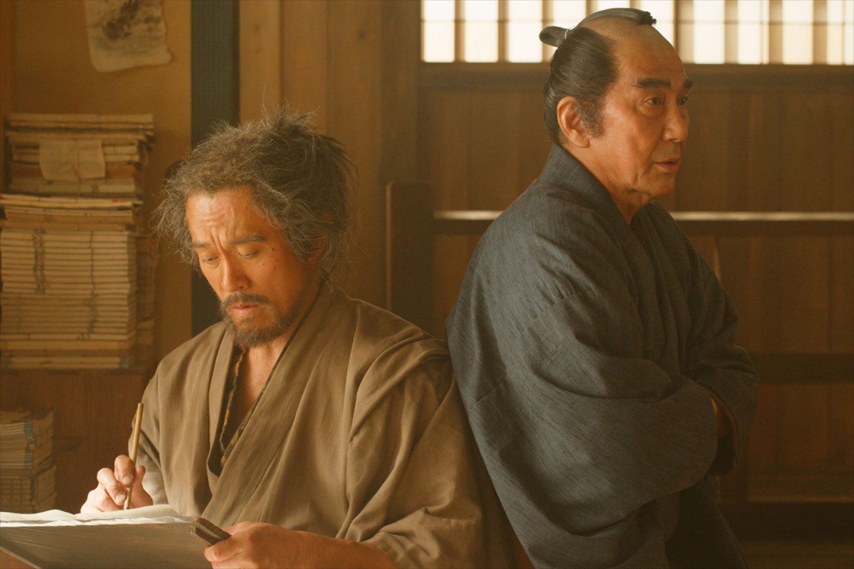 役所広司主演『八犬伝』、“フィクション”と“現実世界”が融合した本予告＆本ビジュアル解禁