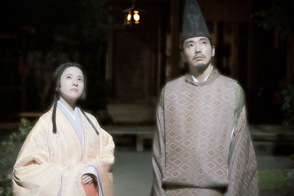 『光る君へ』“まひろ”吉高由里子、ついに『源氏物語』に着手　ネット歓喜も意味深ラストに騒然「機嫌損ねたか？」