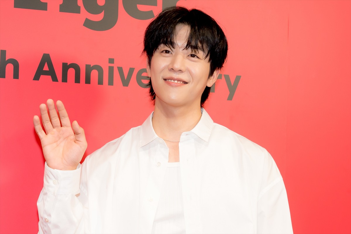 チェ・ジョンヒョプがイベント登場　さわやかな笑顔でフォトコールに応じる