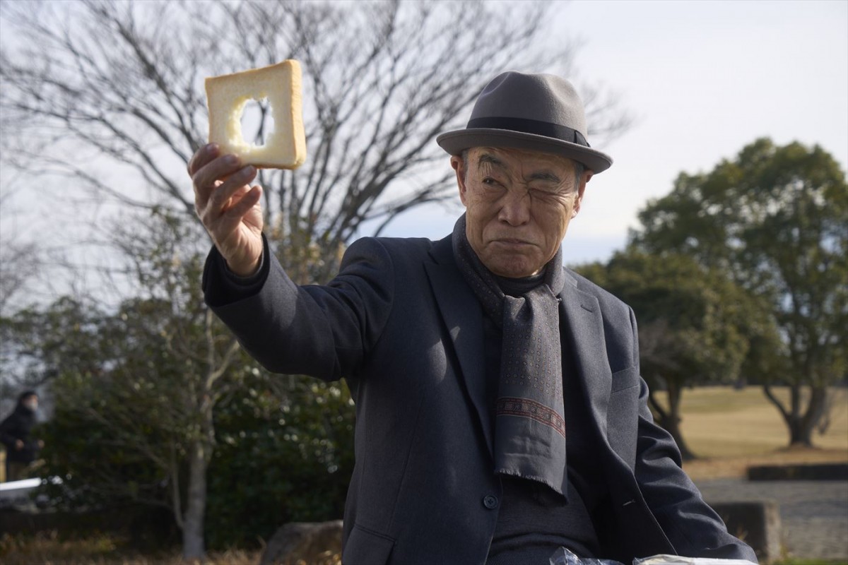 映画『まる』堂本剛、綾野剛、吉岡里帆らが演じるキャラクターの個性が現れた新場面写真解禁