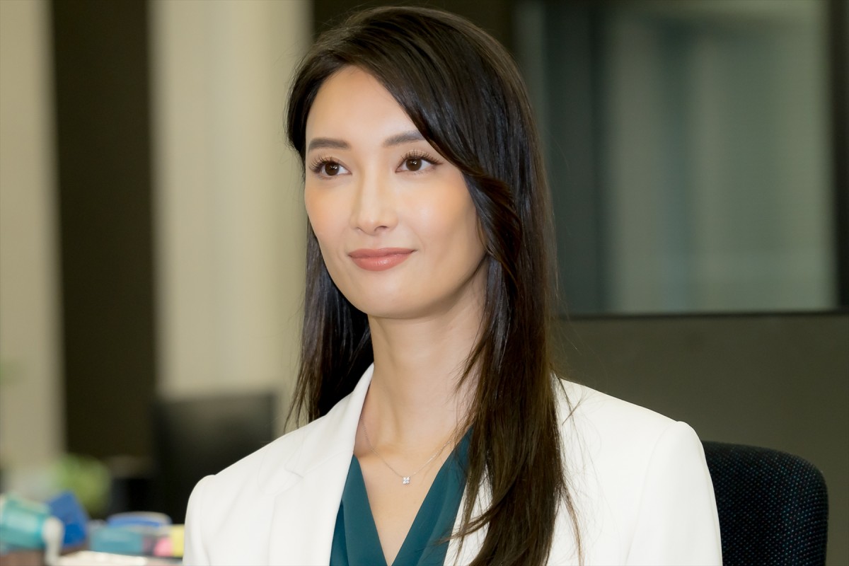 菜々緒、自分を“無能”と思ったエピ告白「午前と午後を間違えてアラームをかけてしまった」