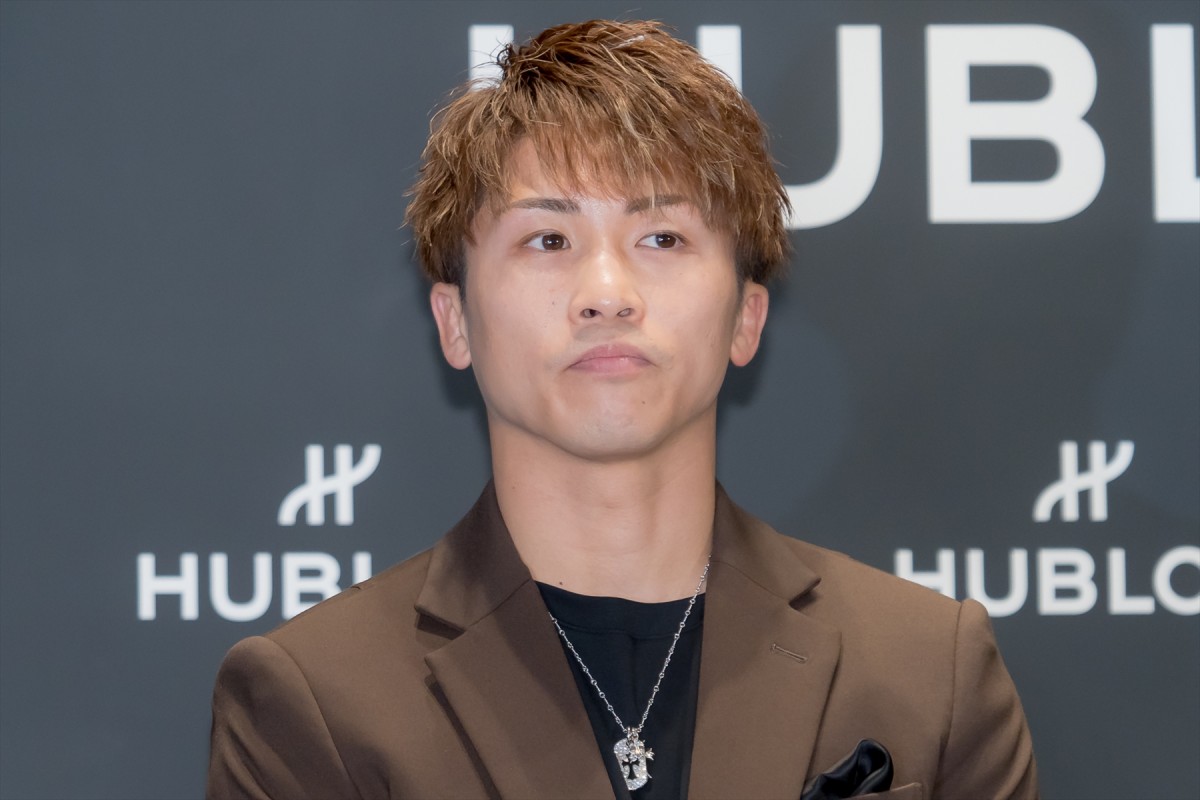 山崎賢人、井上尚弥選手の指導のもとミット打ちに挑戦「貴重な挑戦の時間でした」