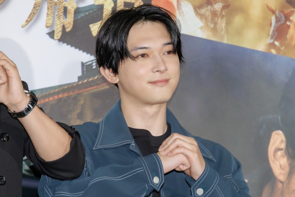 山崎賢人の乗馬技術に吉沢亮がびっくり「役者が乗っているとは思えないスピード」