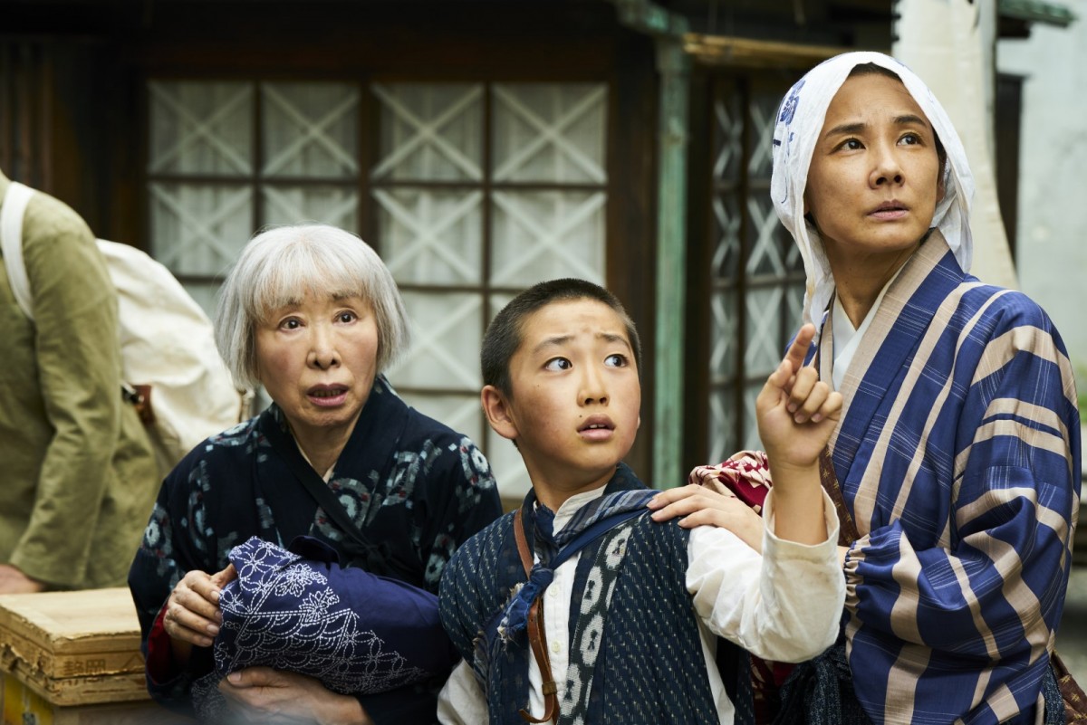 令和の家族が戦時中にタイプスリップ！　主演・大泉洋×脚本・宮藤官九郎『終りに見た街』場面写真一挙公開