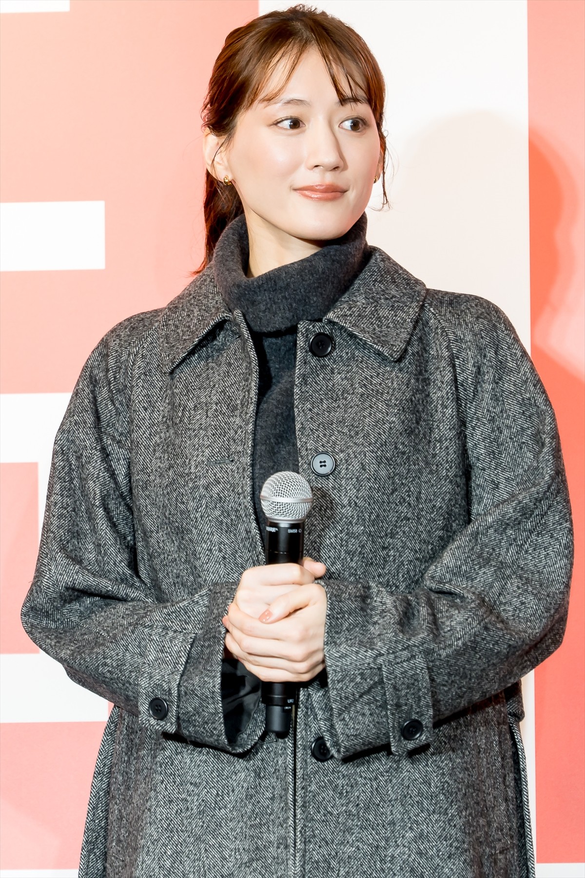 綾瀬はるか、かわいらしい勘違いに照れ笑い　松下洸平も笑顔でツッコミ