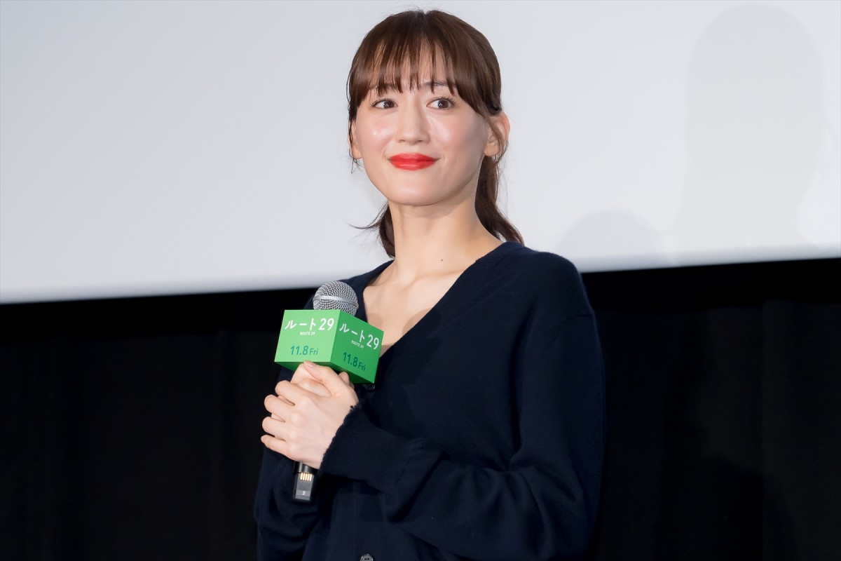 綾瀬はるか、大沢一菜からのサプライズに涙「一生宝物にします」