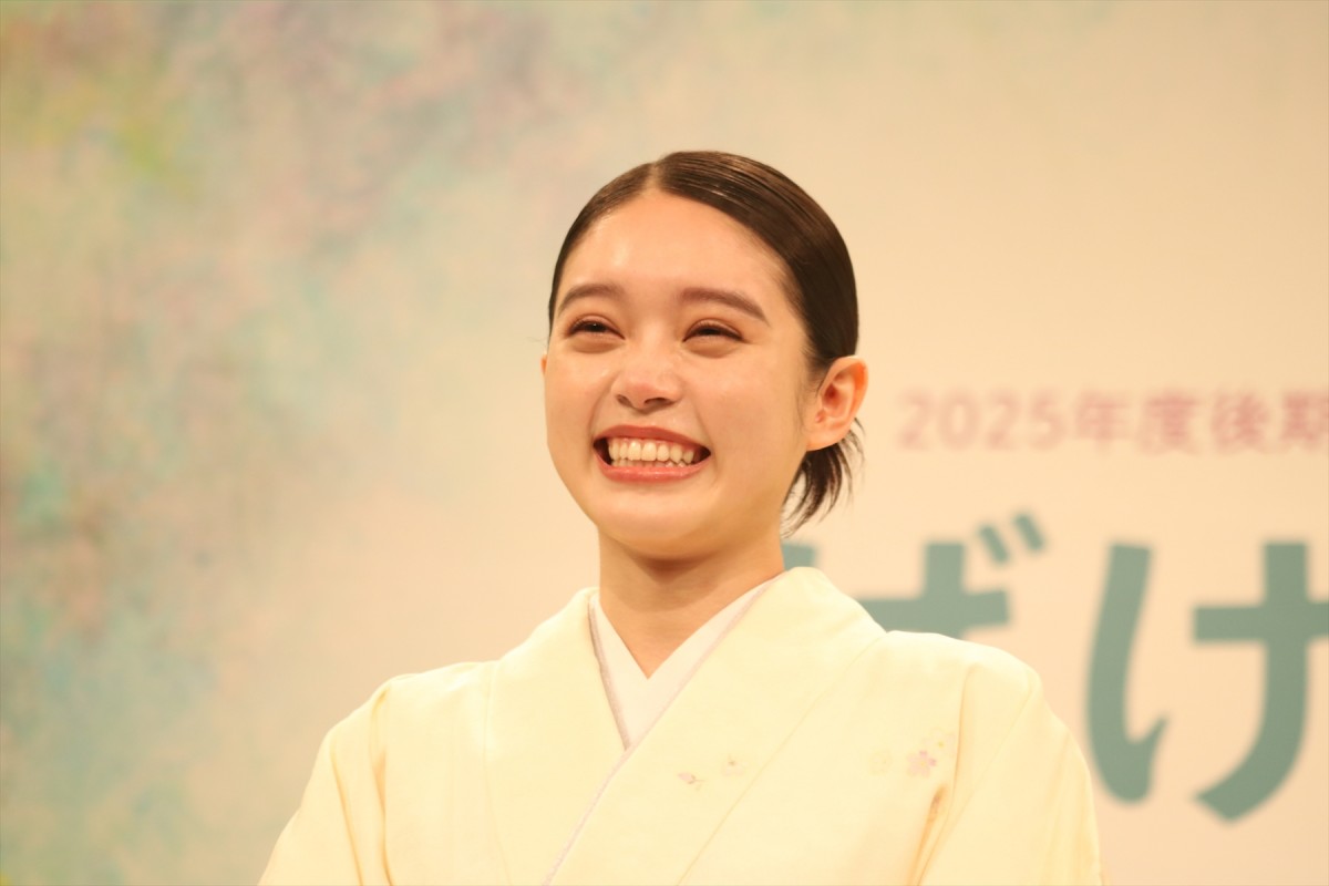 2025年後期連続テレビ小説『ばけばけ』ヒロイン役に高石あかり　会見で「胸がいっぱいに」感動の涙