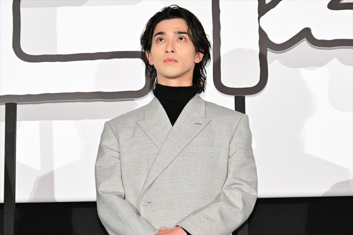 横浜流星、自分の正体を聞かれてストイックな返答　山田孝之は変装姿でエキストラ参加