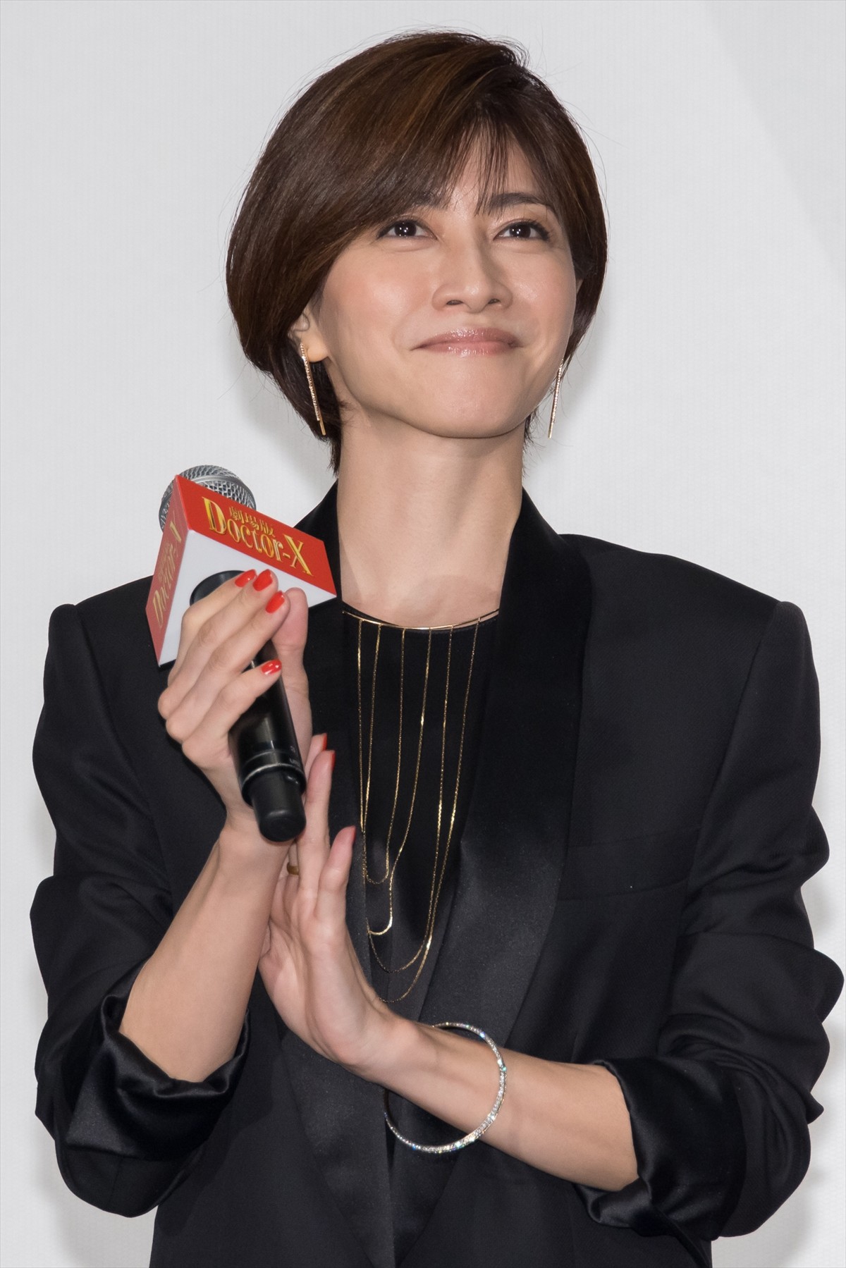 なにわ男子・西畑大吾との共演で米倉涼子「目が透き通りすぎていてぶっ倒れそう」