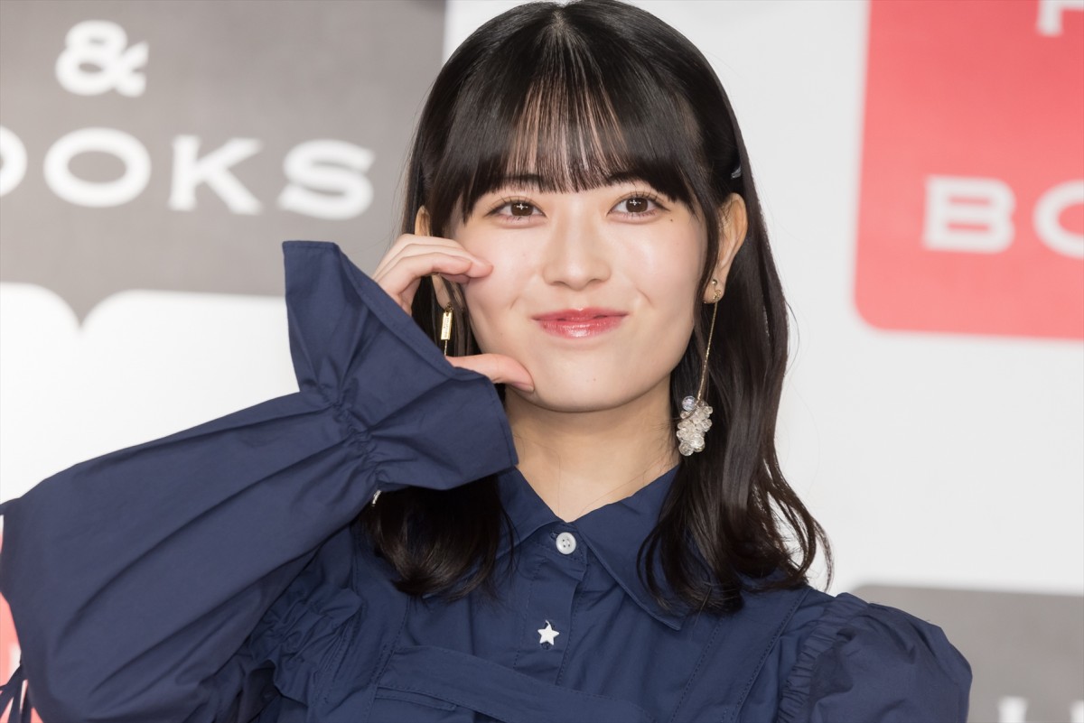 乃木坂46・岩本蓮加、1st写真集発売でファンにメッセージ「あの頃の“れんたん”もちゃんといる」
