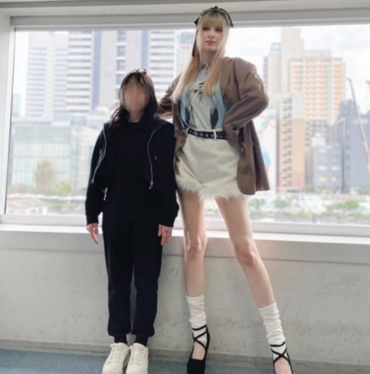 ミシャ、近影にファン歓喜　※「ミシャ」インスタグラム