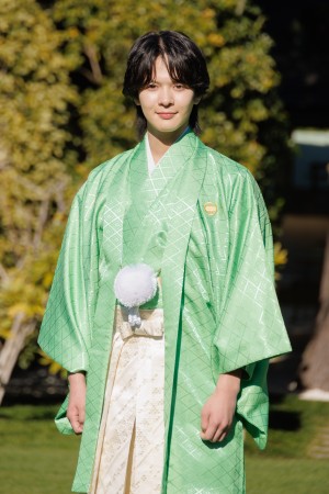 百瀬拓実、「オスカープロモーション2025年新春晴れ着撮影会」にて