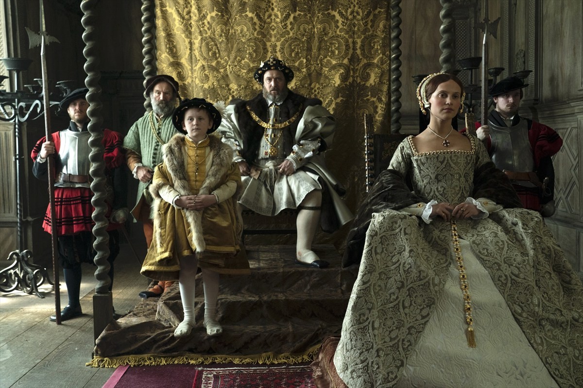 ジュード・ロウが暴君ヘンリー8世に！　アリシア・ヴィキャンデル共演『ファイヤーブランド』公開決定＆予告解禁