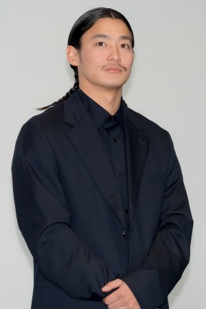 野村周平、映画『サイレントラブ』完成披露試写会に登場
