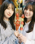 金村美玖＆小坂菜緒（横浜デート対談 Photo／Ittetsu Matsuoka）