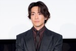 大東駿介、映画『罪と悪』完成披露舞台挨拶に登場