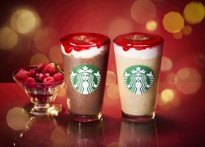 スタバ、深紅の「オペラ フラペチーノ」登場！　3種のベリーのソースをON