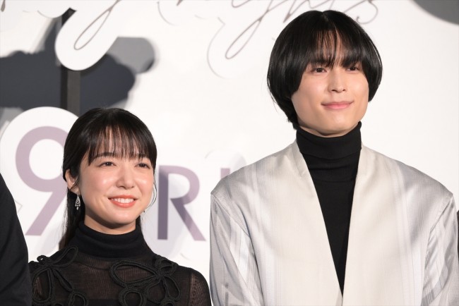 映画『夜明けのすべて』プレミアナイトに登場した(左から)上白石萌音、SixTONES・松村北斗