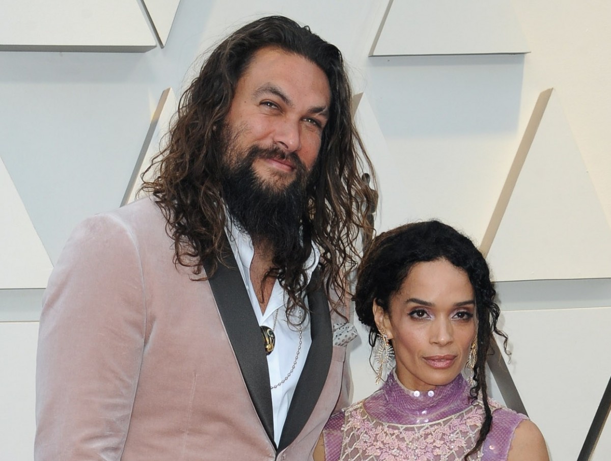ジェイソン・モモア&リサ・ボネット、正式申請から1日で離婚が成立