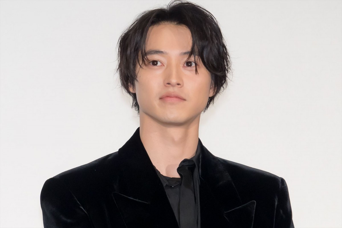 山田杏奈、山崎賢人の座長ぶりを絶賛「まさに“不死身の山崎”」