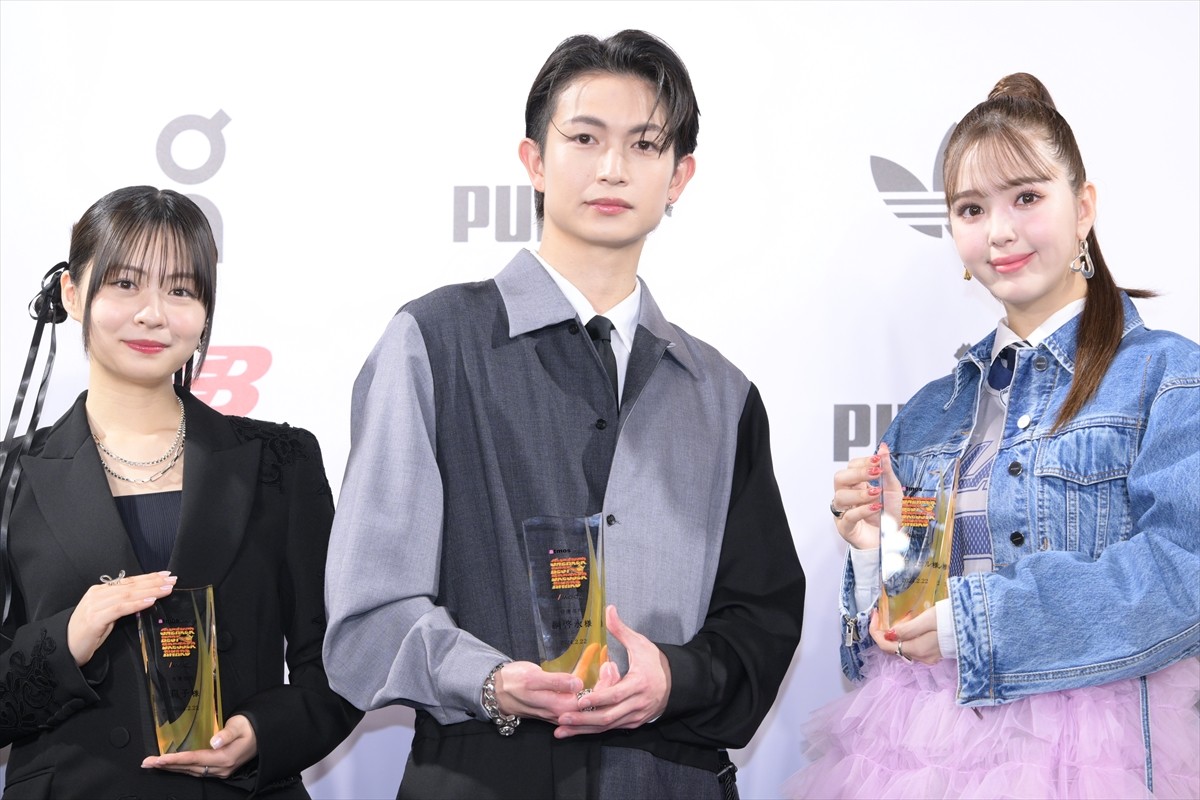 藤田ニコル、なえなのらが『SNEAKER BEST DRESSER AWARD2024』受賞に喜び