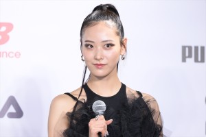 Miyu、『atmos presents SNEAKER BEST DRESSER AWARD 2024 授賞式・記者発表会』に登場