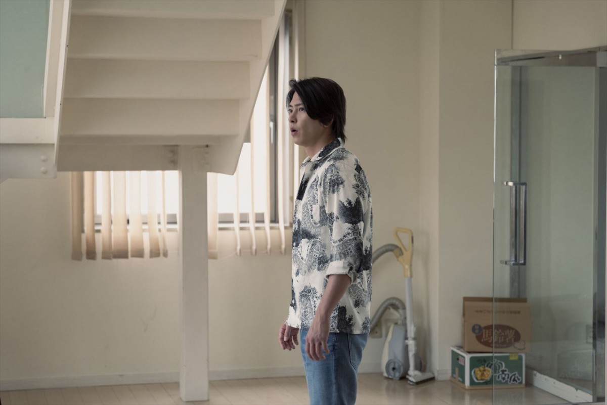 『TOKYO VICE』続編、アンセル・エルゴート、渡辺謙、山下智久らの場面写真解禁　緊迫感あふれる新映像も