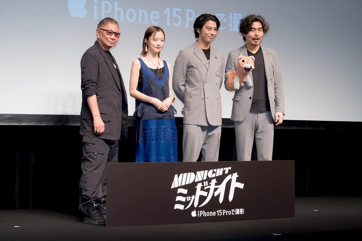 賀来賢人、最近ハマっていることはiPhoneシネマティックモードで「子どもの生態を撮る」
