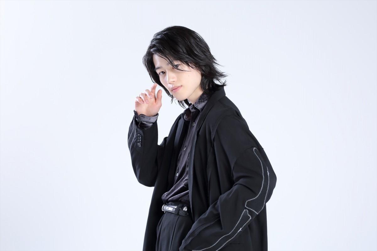 奥智哉、20歳目前に話題作『十角館の殺人』でドラマ初主演　「肩肘張らず自然体」を意識