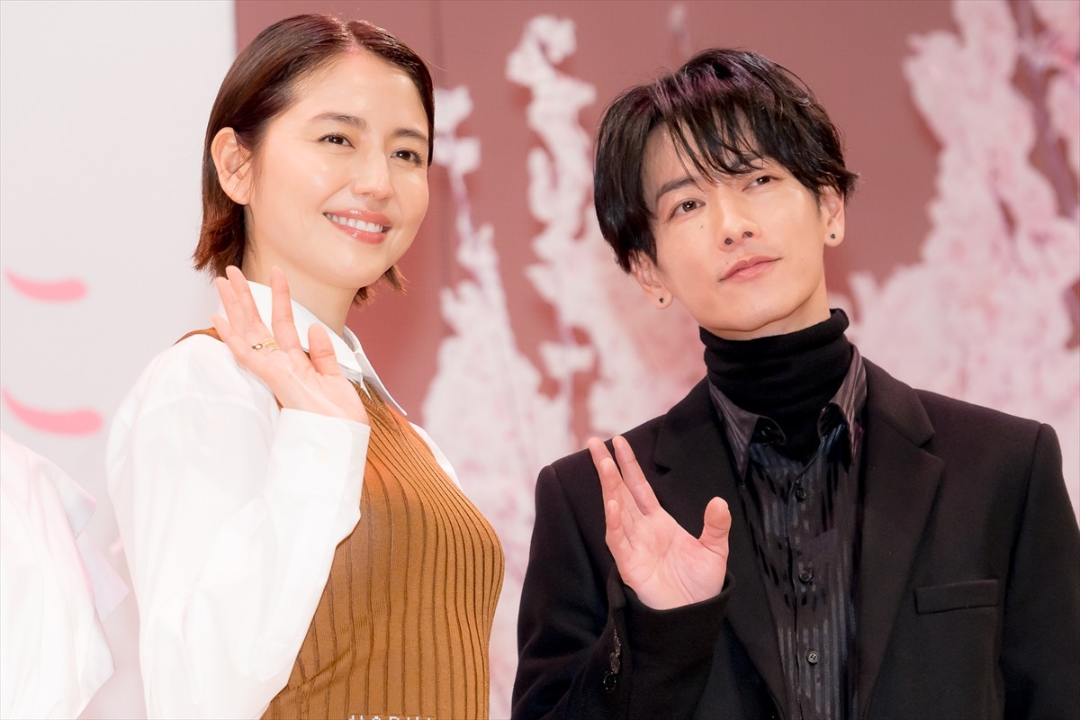 佐藤健、現場での長澤まさみの様子明かす「番長のようにみんなを引っ張ってくれました」