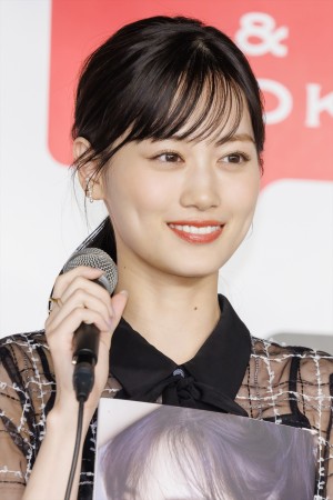 乃木坂46・山下美月、2nd写真集『ヒロイン』発売記念プレス取材に登場